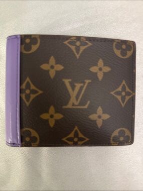 Louis Vuitton Multiple Wallet featuring brown leather with purple leather!🔥New!